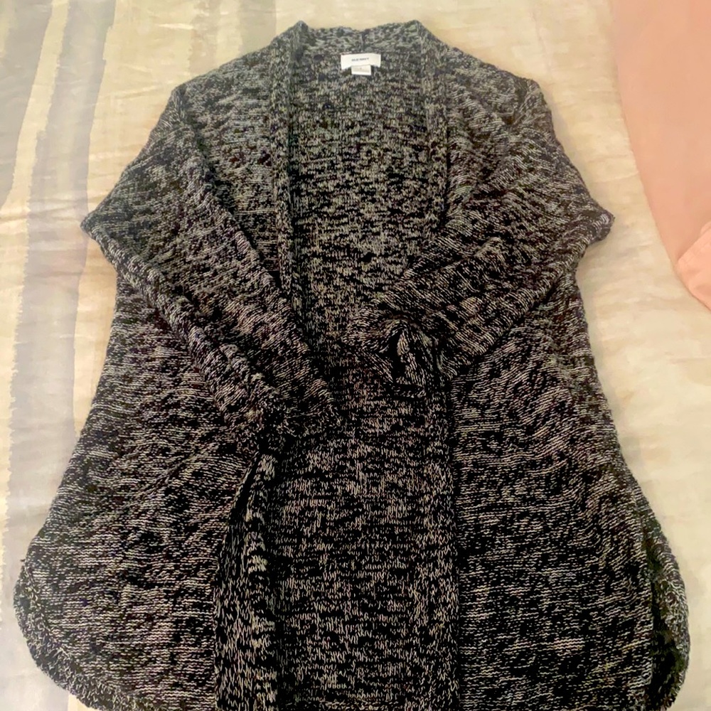 Old navy cardigan